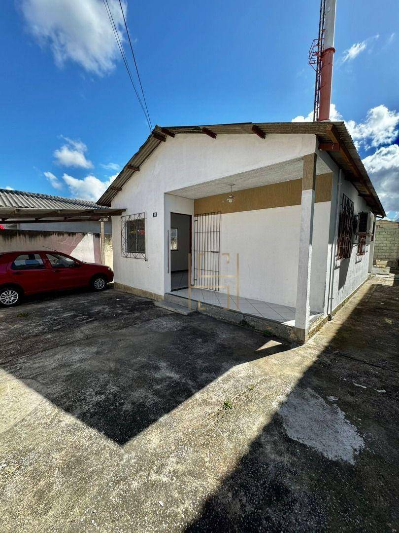 Casa, 3 quartos, 200 m² - Foto 1