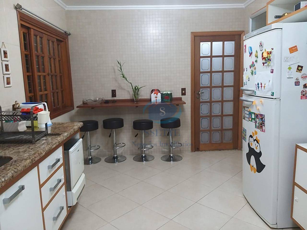 Sobrado à venda e aluguel com 3 quartos, 115m² - Foto 4