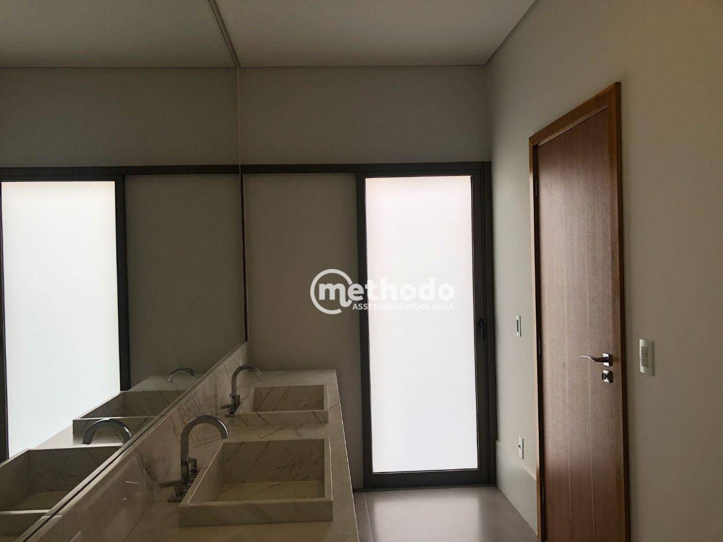 Casa de Condomínio à venda com 3 quartos, 365m² - Foto 49