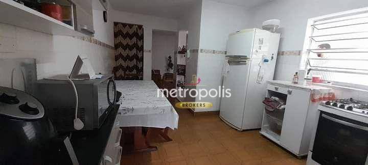 Sobrado à venda com 2 quartos, 250m² - Foto 4