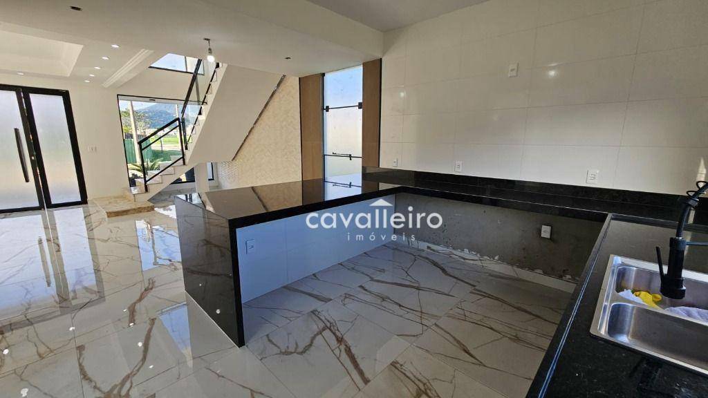 Casa de Condomínio à venda com 3 quartos, 220m² - Foto 5