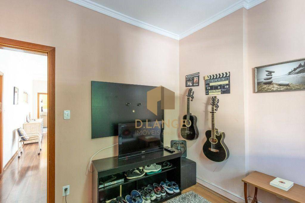 Casa à venda com 3 quartos, 265m² - Foto 11