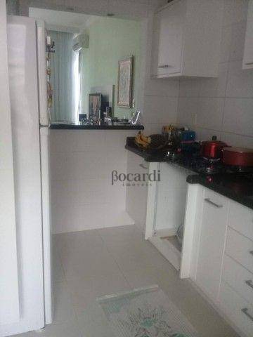 Apartamento à venda com 2 quartos, 100m² - Foto 5