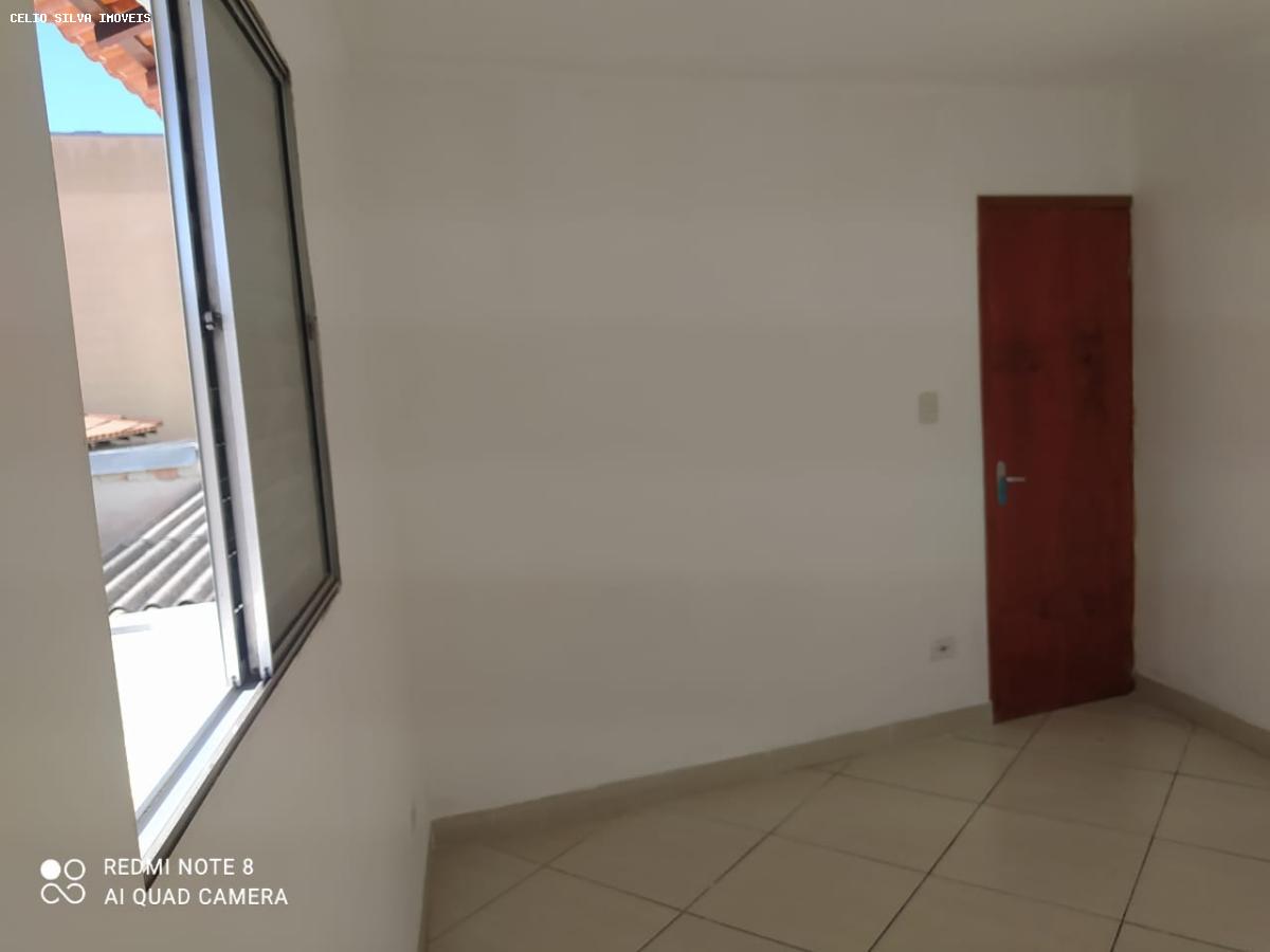 Casa à venda com 2 quartos, 68m² - Foto 10