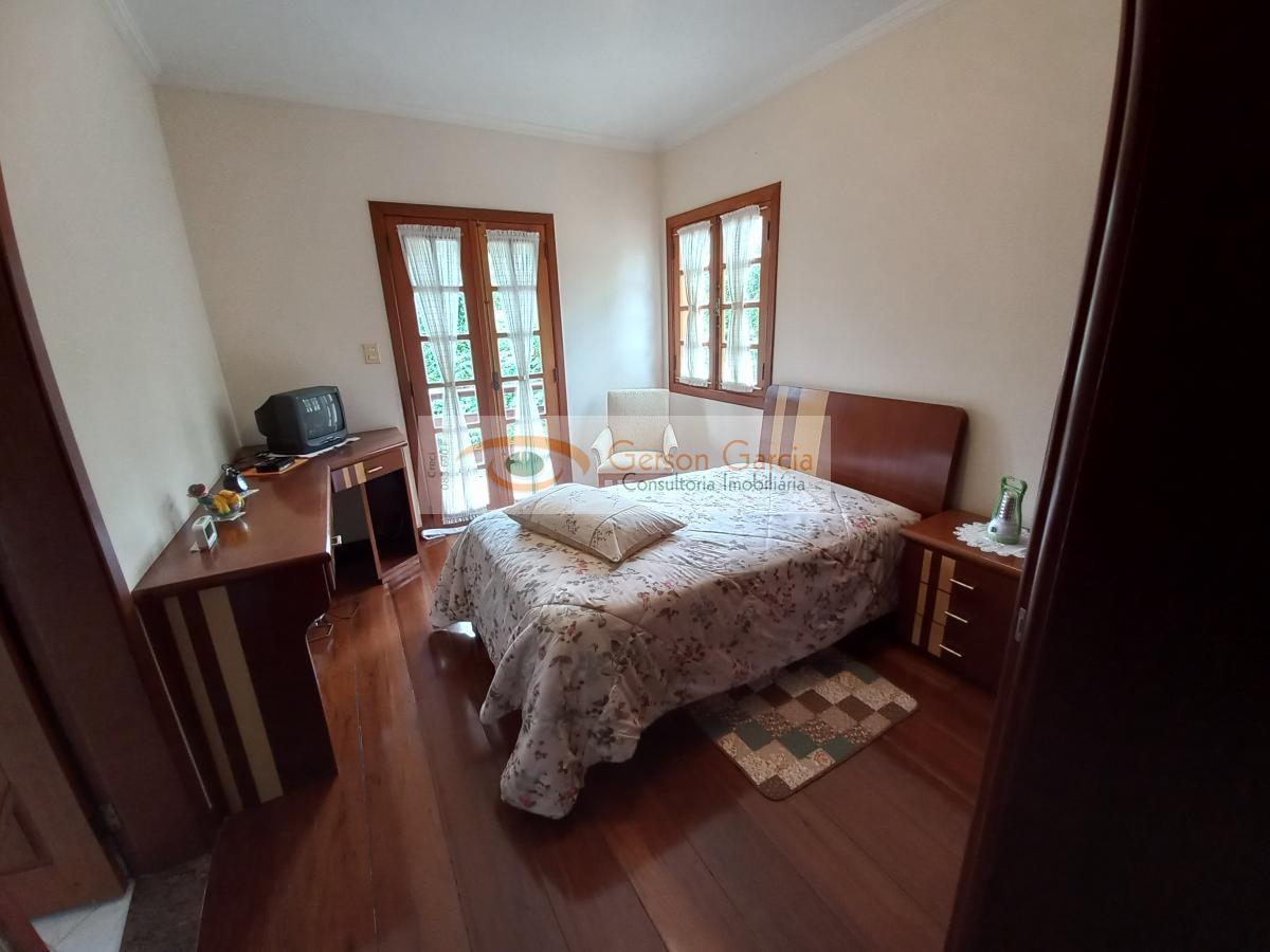Casa à venda com 3 quartos, 450m² - Foto 26