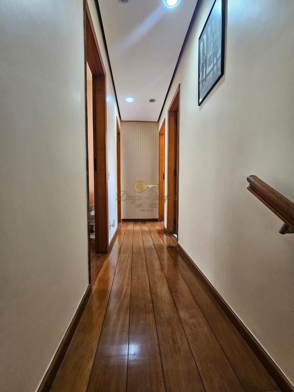 Casa à venda com 4 quartos, 200m² - Foto 26