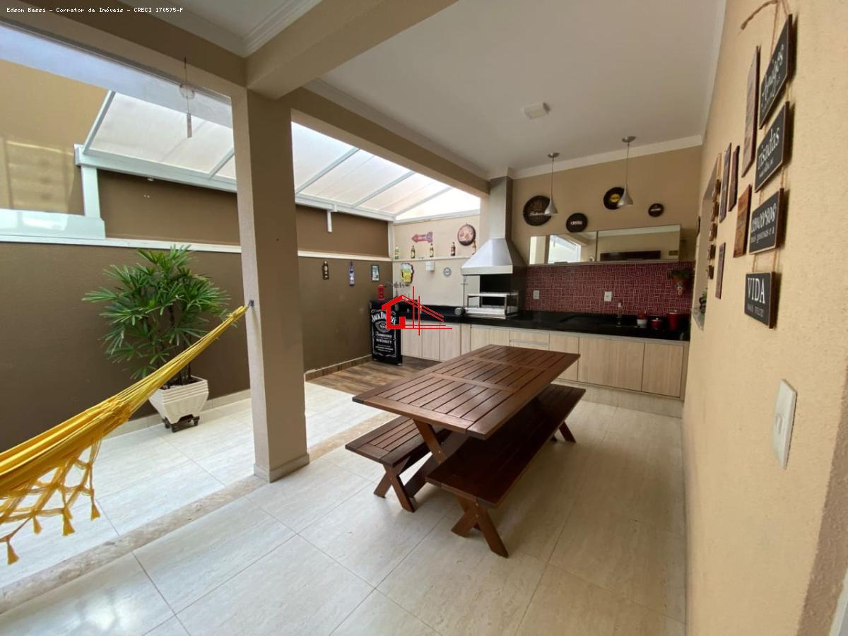 Casa de Condomínio à venda com 3 quartos, 167m² - Foto 17