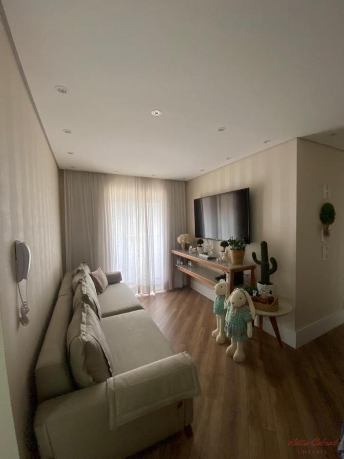 Apartamento à venda com 3 quartos, 70m² - Foto 2