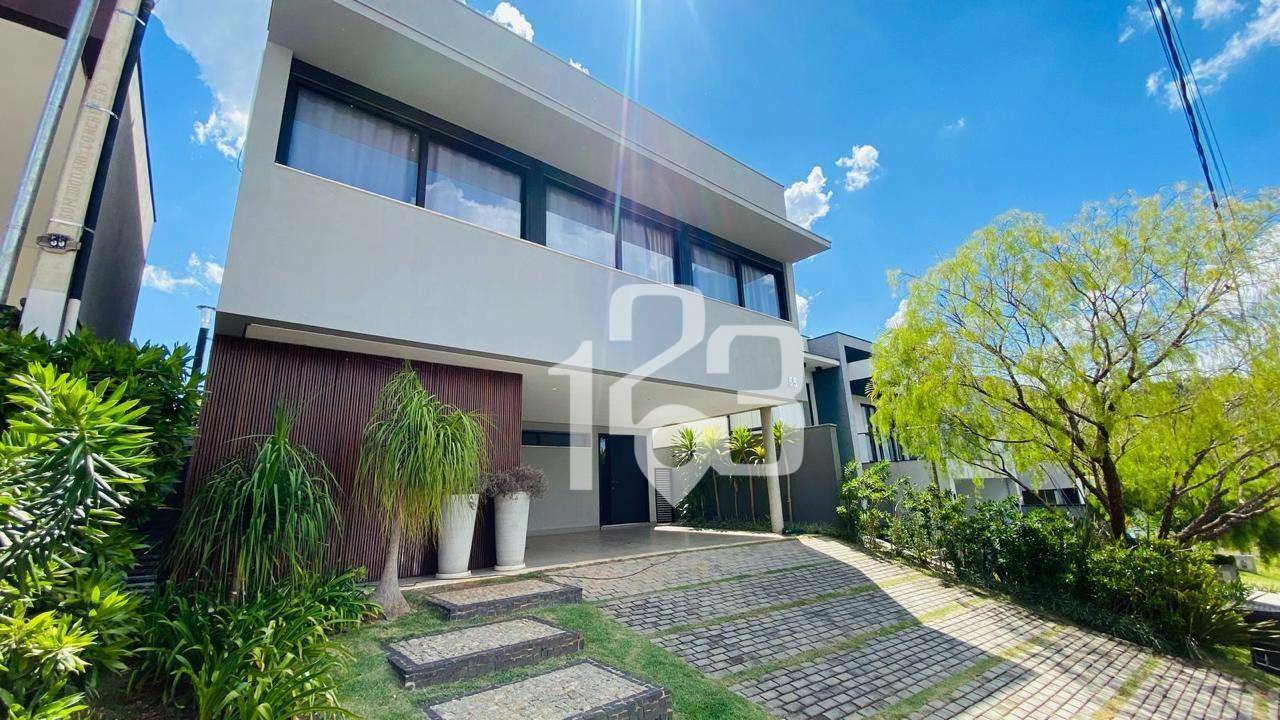 Casa de Condomínio à venda e aluguel com 3 quartos, 261m² - Foto 2