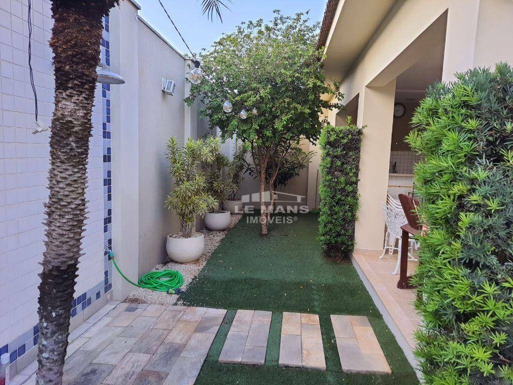 Casa à venda com 4 quartos, 431m² - Foto 23