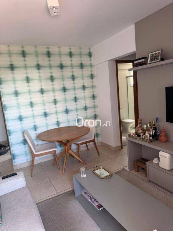 Apartamento à venda com 2 quartos, 67m² - Foto 3