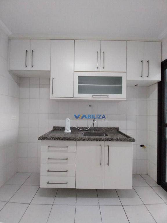 Apartamento à venda com 3 quartos, 70m² - Foto 13