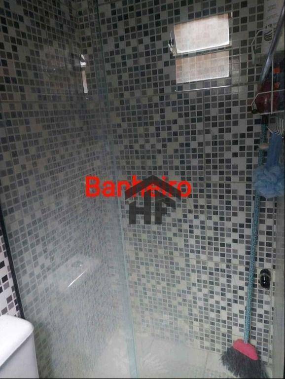 Casa à venda com 5 quartos, 225m² - Foto 16