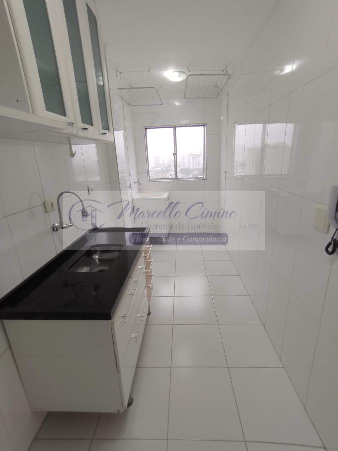 Apartamento à venda com 1 quarto, 45m² - Foto 9