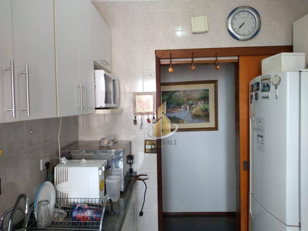 Apartamento à venda com 3 quartos, 90m² - Foto 6