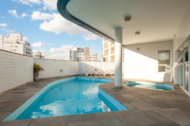 Apartamento à venda com 2 quartos, 67m² - Foto 4