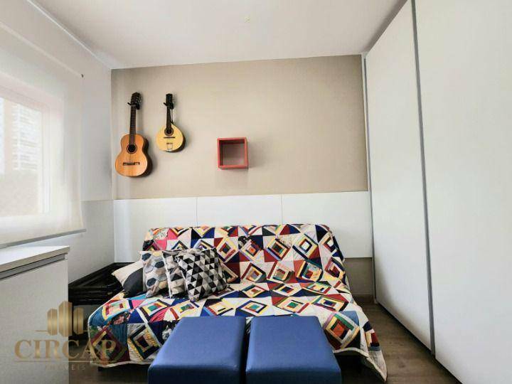 Apartamento à venda com 3 quartos, 172m² - Foto 17