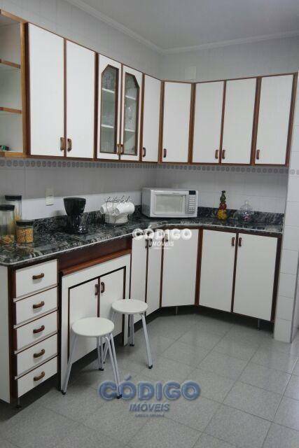 Apartamento à venda com 3 quartos, 98m² - Foto 6