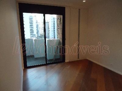 Apartamento à venda com 4 quartos, 200m² - Foto 26