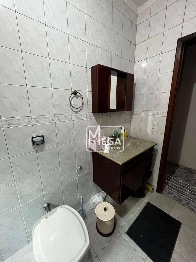 Sobrado à venda com 3 quartos, 185m² - Foto 14