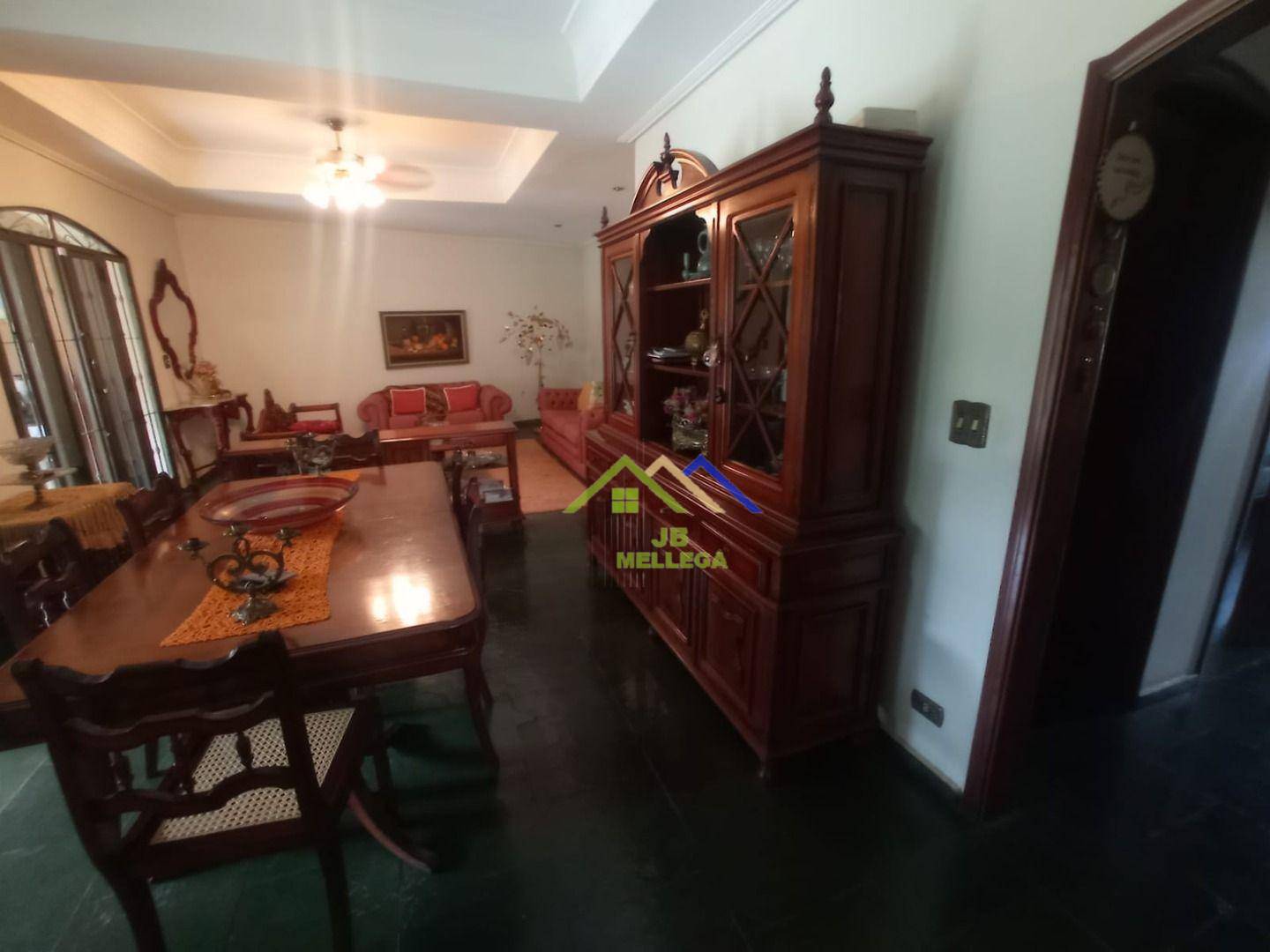 Sobrado à venda com 3 quartos, 298m² - Foto 11