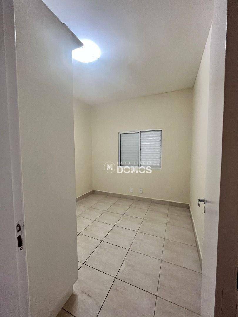 Apartamento à venda com 2 quartos, 46m² - Foto 13