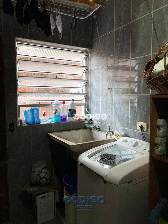 Sobrado à venda com 3 quartos, 350m² - Foto 16