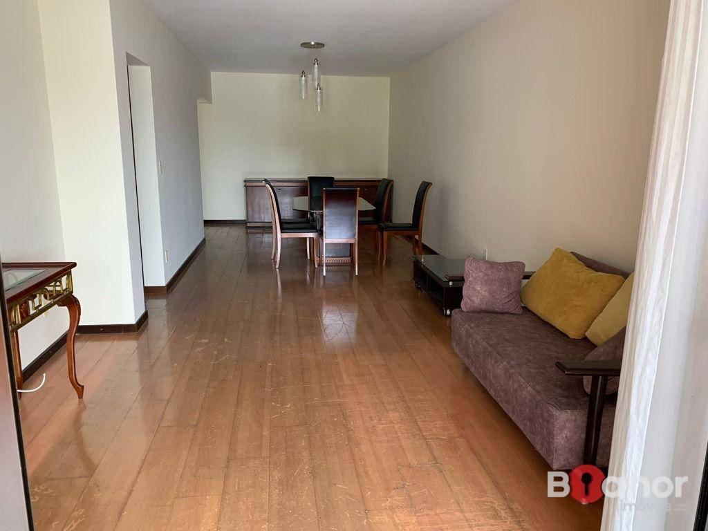 Apartamento à venda com 3 quartos, 144m² - Foto 2