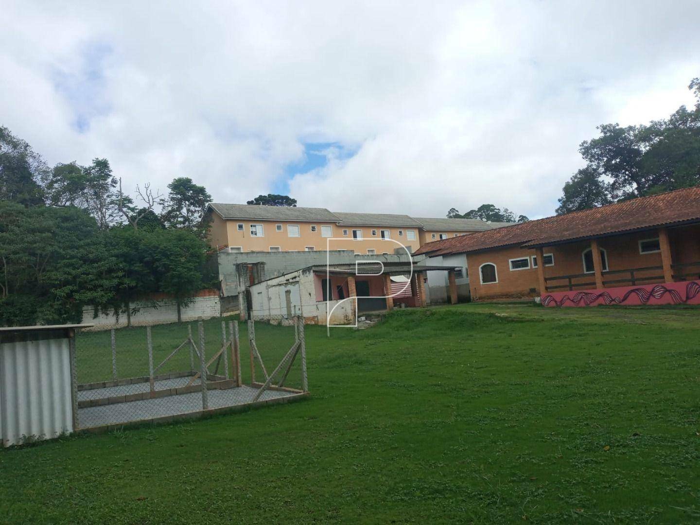 Casa de Condomínio à venda e aluguel com 6 quartos, 400m² - Foto 9