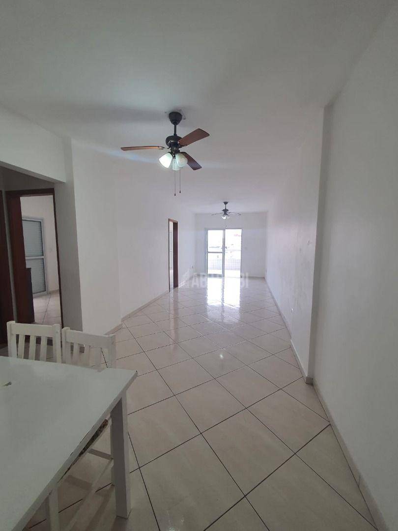 Apartamento à venda com 3 quartos, 116m² - Foto 19