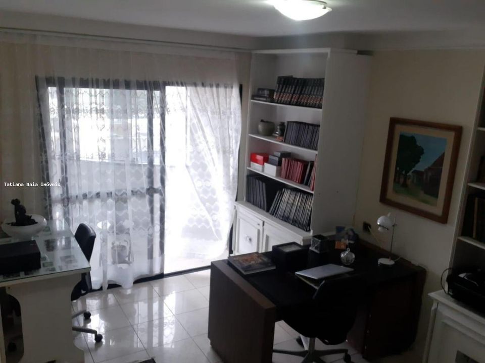 Apartamento à venda com 4 quartos, 270m² - Foto 8