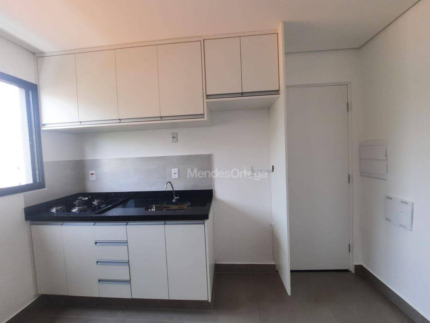 Apartamento para alugar com 2 quartos, 50m² - Foto 8