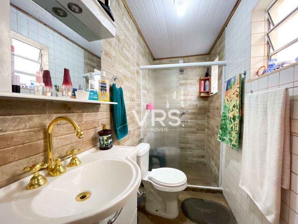 Casa à venda com 4 quartos, 375m² - Foto 24