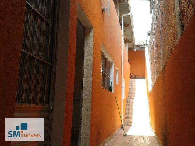 Sobrado à venda com 2 quartos, 175m² - Foto 3