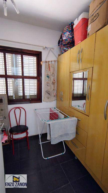 Sobrado à venda com 3 quartos, 200m² - Foto 21