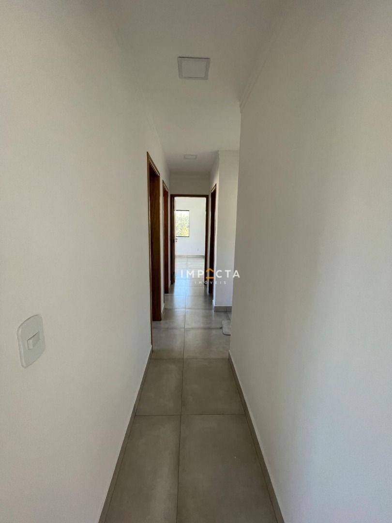 Casa à venda com 3 quartos, 100M2 - Foto 3