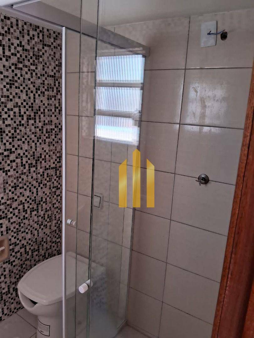 Casa para alugar com 2 quartos, 65m² - Foto 35