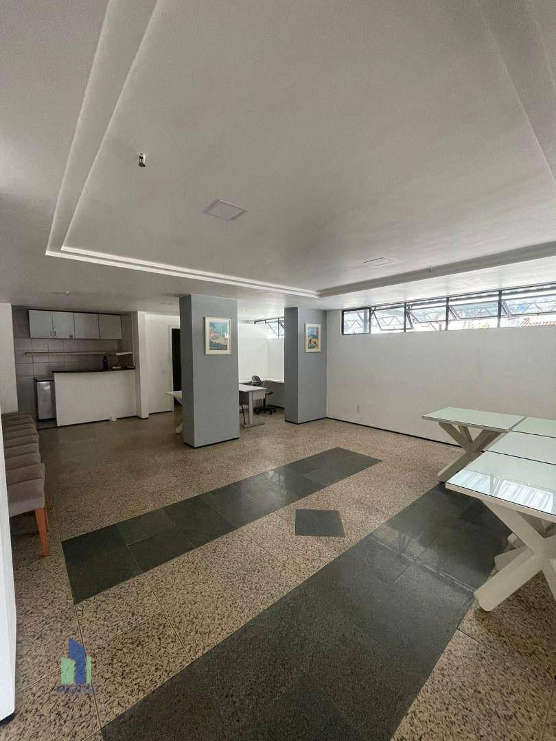 Apartamento à venda com 3 quartos, 60m² - Foto 4