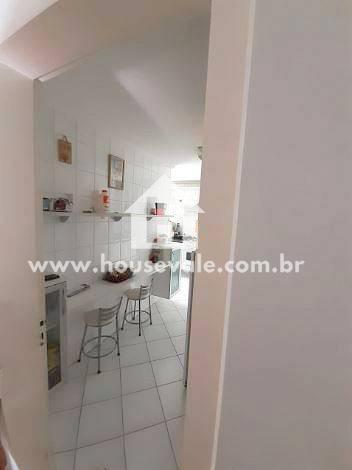 Apartamento à venda com 3 quartos, 96m² - Foto 4