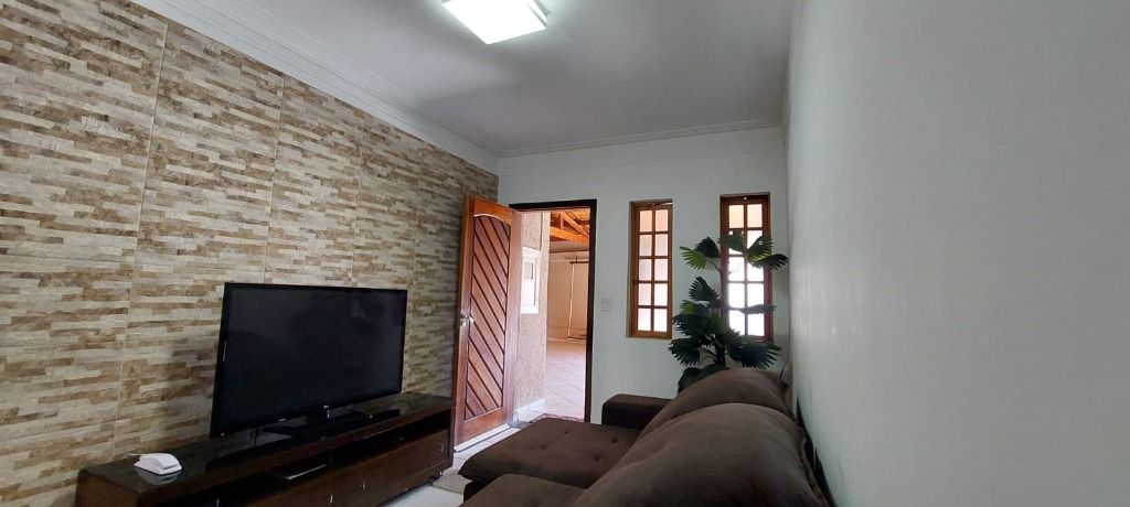 Sobrado à venda com 2 quartos, 129m² - Foto 1