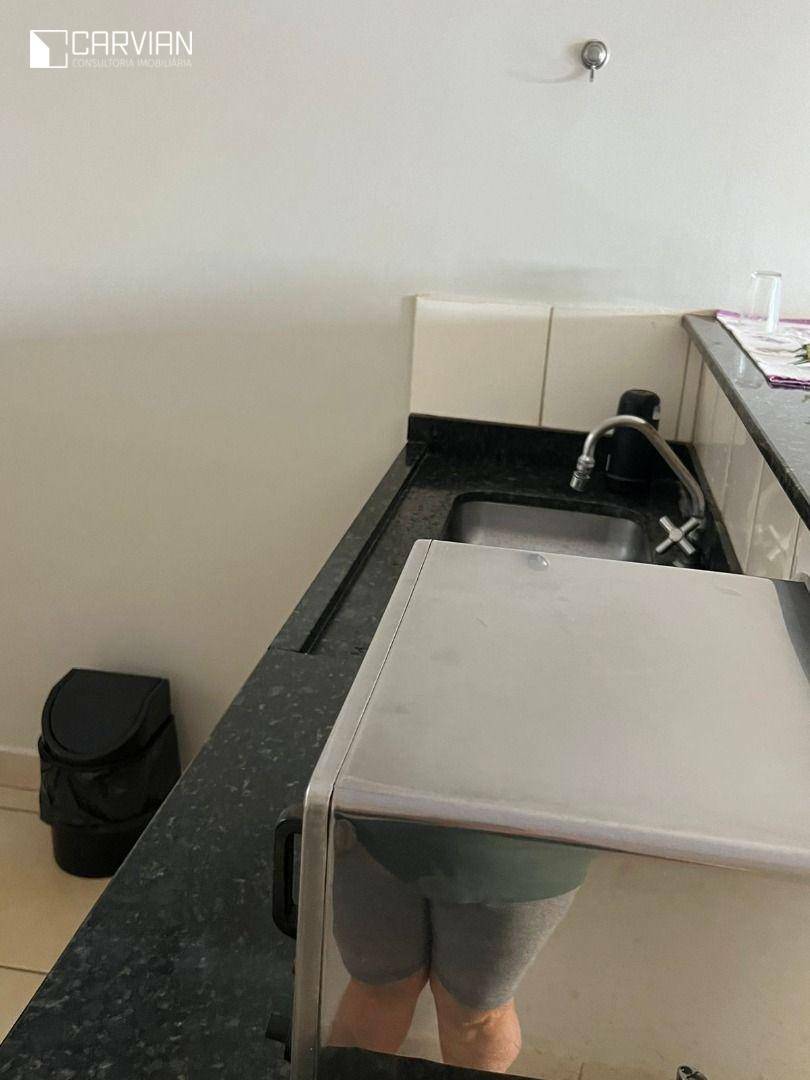 Apartamento para alugar com 3 quartos, 95m² - Foto 4
