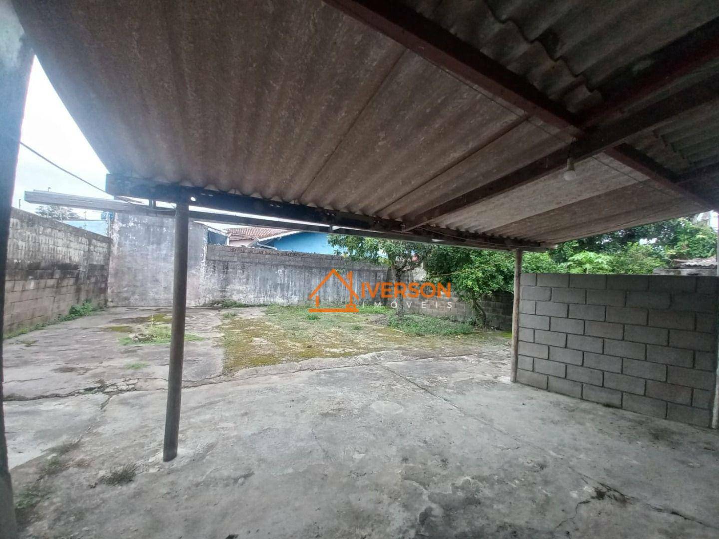 Casa à venda com 2 quartos, 60m² - Foto 13