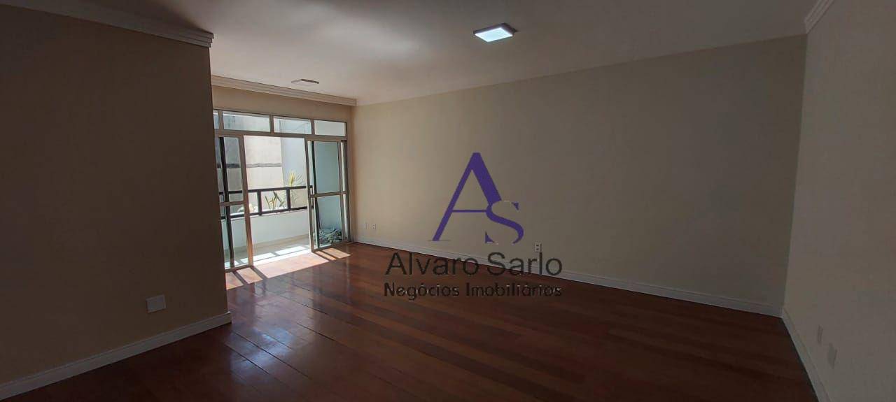 Apartamento à venda com 3 quartos, 127m² - Foto 2