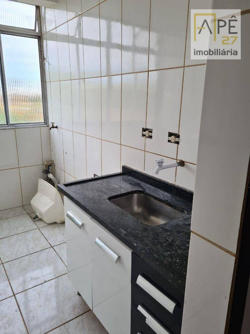 Apartamento à venda com 2 quartos, 50m² - Foto 2