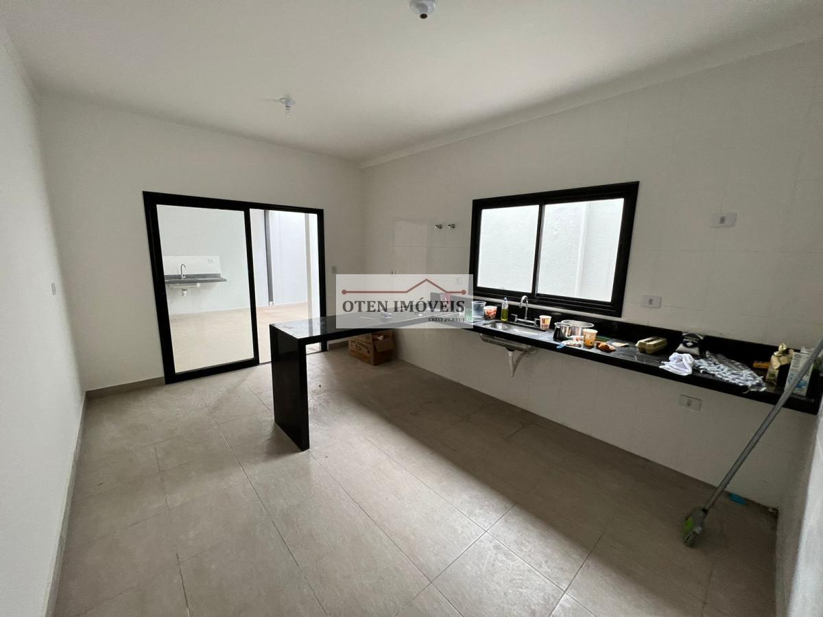 Casa à venda com 3 quartos, 150m² - Foto 11