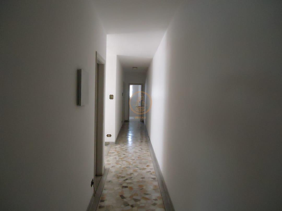 Casa à venda com 4 quartos, 492m² - Foto 11