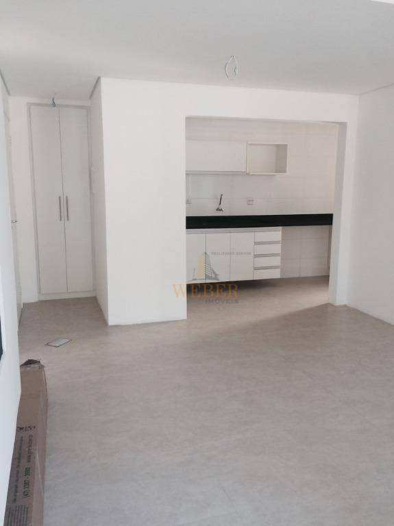 Apartamento à venda com 2 quartos, 70m² - Foto 14