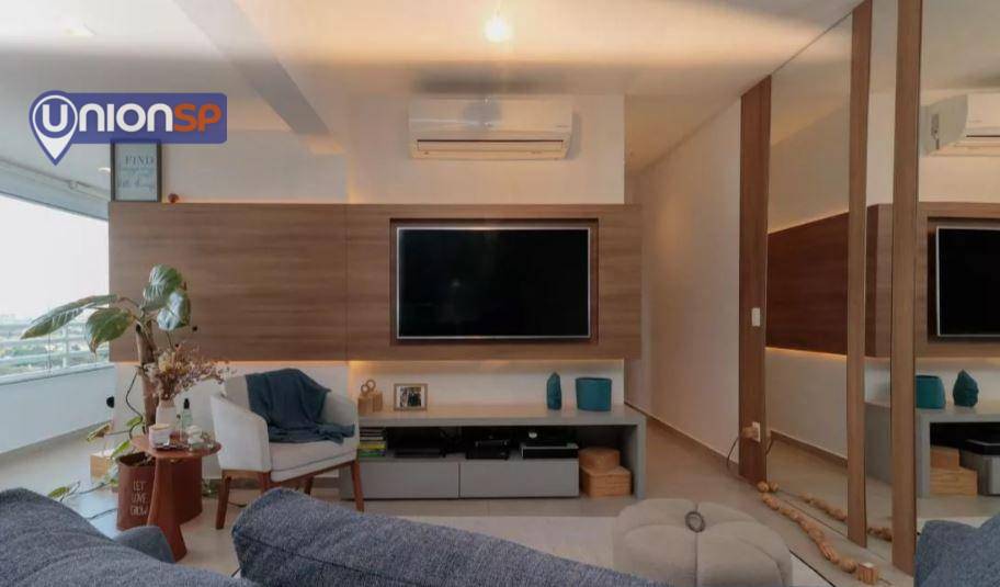 Apartamento à venda com 2 quartos, 70m² - Foto 2