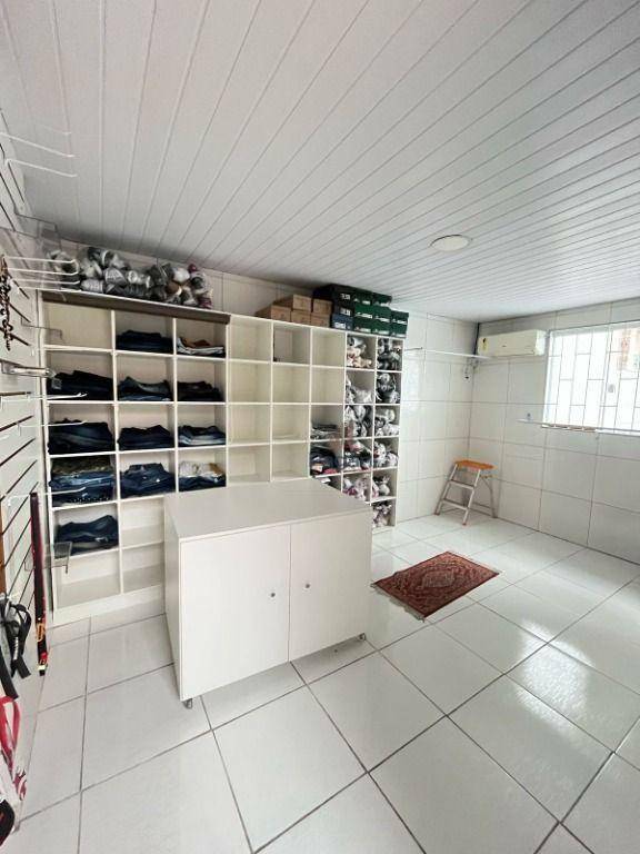 Casa à venda com 2 quartos, 144m² - Foto 13