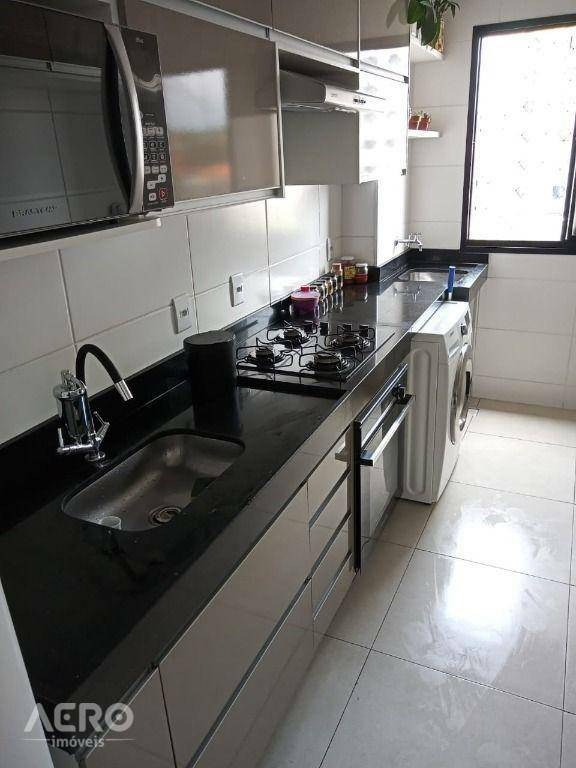 Apartamento à venda com 2 quartos, 48m² - Foto 10